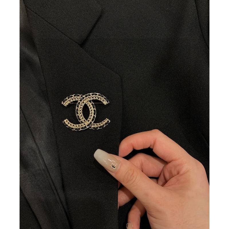 Ch*el brooches
